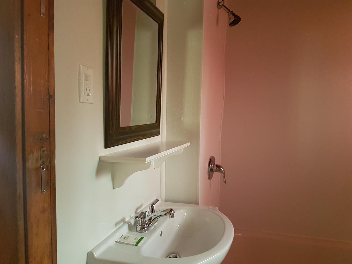 Flamingo Motel Cranbrook Eksteriør bilde